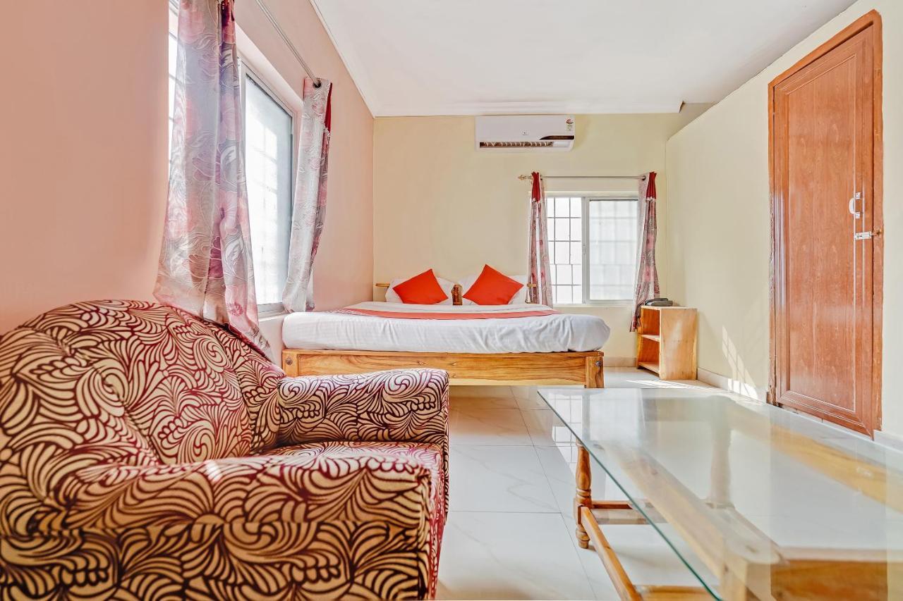 Oyo Flagship 9009 Tc Guest House Bhubaneswar Esterno foto