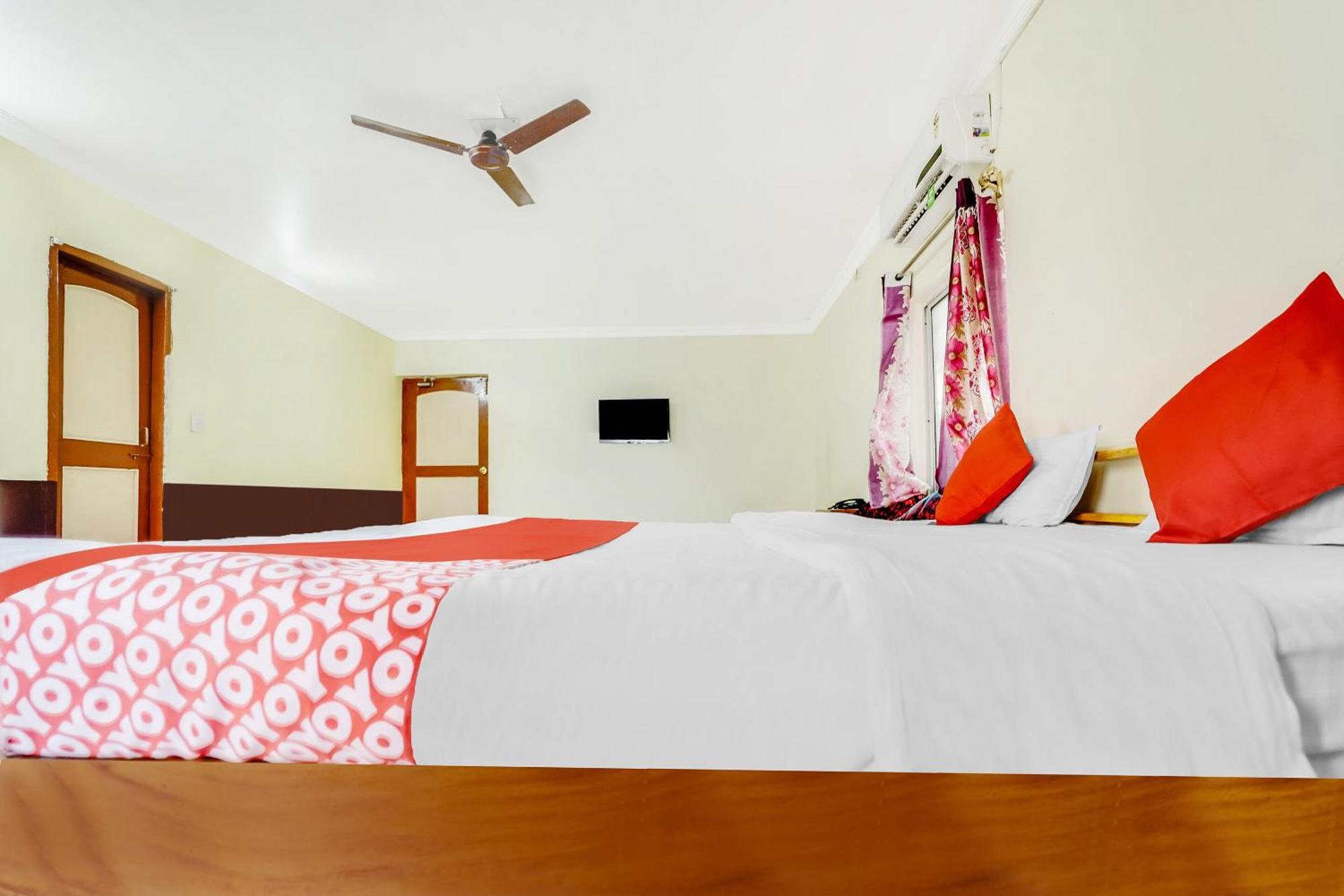 Oyo Flagship 9009 Tc Guest House Bhubaneswar Esterno foto